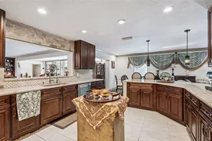 6054 Marlberry Dr, Orlando, FL 32819 - Photo 2