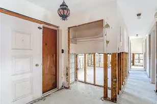 3700 Dana Shores Dr, Tampa, FL 33634 - Photo 16