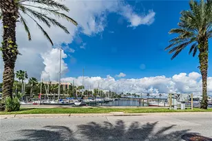 284 N Oak Ave, Sanford, FL 32771 - Photo 20