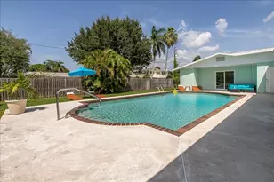 5724 10th Ave Dr W, Bradenton, FL 34209 - Photo 56