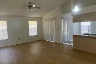 208 Lucerne Dr, Debary, FL 32713 - Photo 2