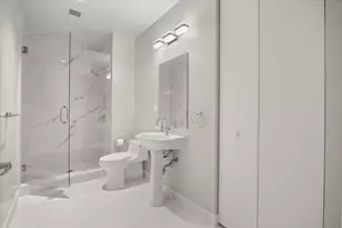 150 E Robinson St, Orlando, FL 32801 - Photo 24