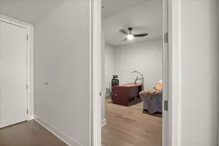 150 E Robinson St, Orlando, FL 32801 - Photo 22