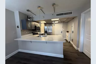 151 E Washington Street #321, Orlando, FL 32801 - Photo 34