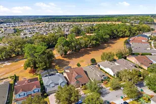 911 Victoria Hills Dr S, Deland, FL 32724 - Photo 4