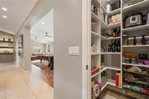 7131 Shady Wood Ln, Orlando, FL 32835 - Photo 8