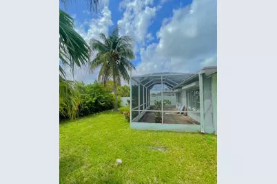 9102 NW 81st Court, Tamarac, FL 33321 - Photo 4