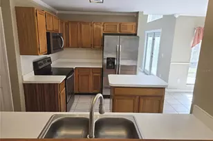 10704 Satinwood Cir, Orlando, FL 32825 - Photo 10