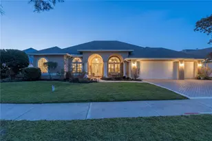 1500 Edgewater Dr, Mount Dora, FL 32757 - Photo 1