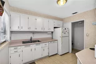 821 Winthrop Pl, Orlando, FL 32803 - Photo 4