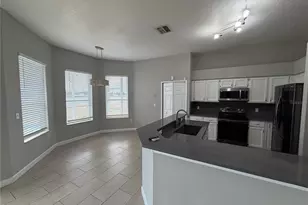 2829 Middleton Cir, Kissimmee, FL 34743 - Photo 10