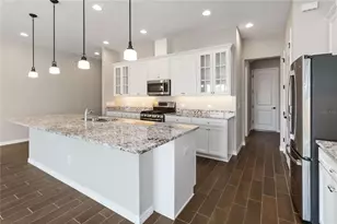 2423 Zaballina Pl, Davenport, FL 33897 - Photo 12