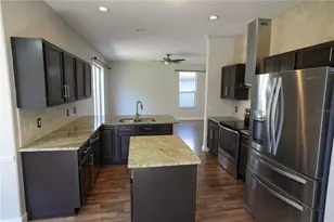 832 Magnolia Creek Cir, Orlando, FL 32828 - Photo 2