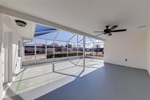 1041 Willow Dr, Leesburg, FL 34748 - Photo 4