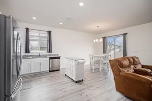 756 Rioja Dr, Minneola, FL 34715 - Photo 16