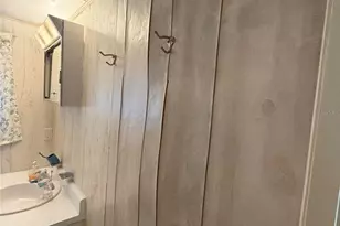 5121 9th St W, Bradenton, FL 34207 - Photo 18