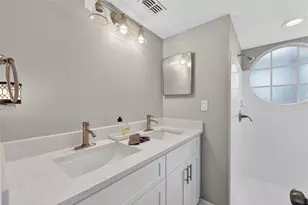 5017 Laguna Bay Cir, Kissimmee, FL 34746 - Photo 32