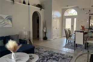 128 Lake Shore Pkwy, Davenport, FL 33896 - Photo 4