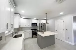 8286 Settlers Creek Loop, Lakeland, FL 33810 - Photo 14