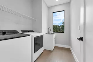 33 S Graham Ave, Orlando, FL 32803 - Photo 10