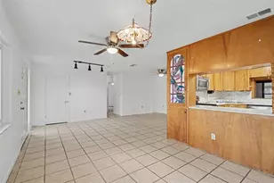 803 Carol Ct, Tavares, FL 32778 - Photo 8