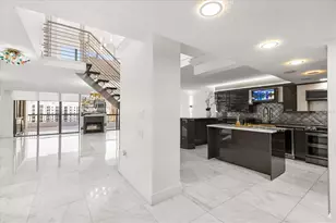 530 E Central Blvd, Orlando, FL 32801 - Photo 20