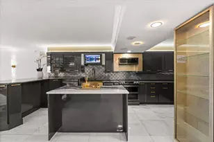 530 E Central Blvd, Orlando, FL 32801 - Photo 16