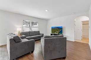 1422 Fox Squirrel Dr, Davenport, FL 33897 - Photo 4