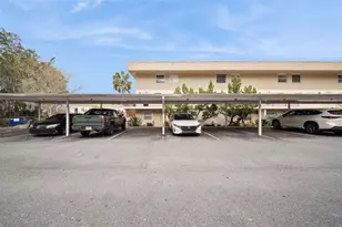 404 E Orlando Ave, Ocoee, FL 34761 - Photo 1