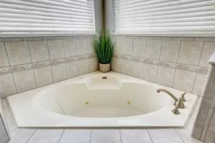 1450 Merion Dr, Mount Dora, FL 32757 - Photo 20