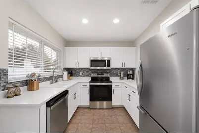 2848 Osprey Cove Place #204, Kissimmee, FL 34746 - Photo 8