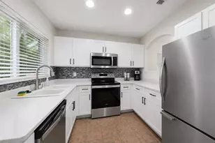 2848 Osprey Cove Pl, Kissimmee, FL 34746 - Photo 6