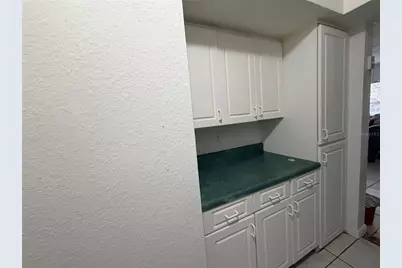 738 Ridenhour Circle #L, Orlando, FL 32809 - Photo 4