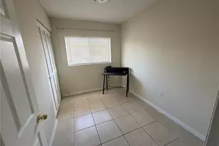 738 Ridenhour Cir, Orlando, FL 32809 - Photo 6