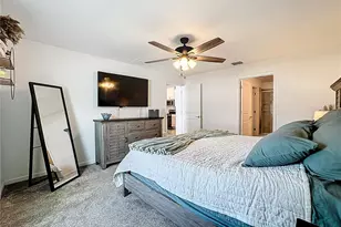 6952 Dilly Lake Ave, Groveland, FL 34736 - Photo 26