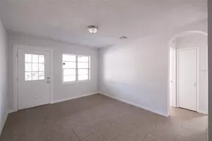 718 Thalia Dr, Orlando, FL 32807 - Photo 4