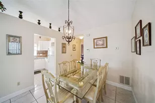 1163 Chambord Ct, Orlando, FL 32825 - Photo 6