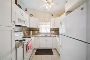 1163 Chambord Ct, Orlando, FL 32825 - Photo 8