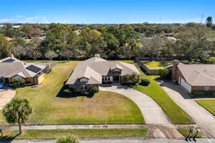 2213 Woodlawn Cir, Melbourne, FL 32934 - Photo 48