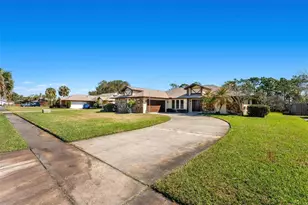 2213 Woodlawn Cir, Melbourne, FL 32934 - Photo 52