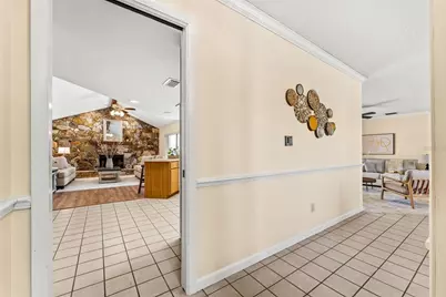 2213 Woodlawn Circle, Melbourne, FL 32934 - Photo 12