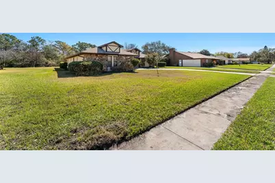 2213 Woodlawn Circle, Melbourne, FL 32934 - Photo 58