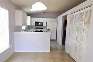 7960 Soft Pine Cir, Orlando, FL 32825 - Photo 8