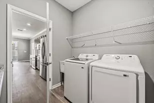 411 Lily Ln, Davenport, FL 33837 - Photo 34