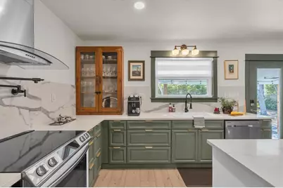 104 22nd Avenue S, Saint Petersburg, FL 33705 - Photo 12