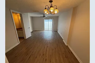 5120 Temple Heights Road #D, Tampa, FL 33617 - Photo 6