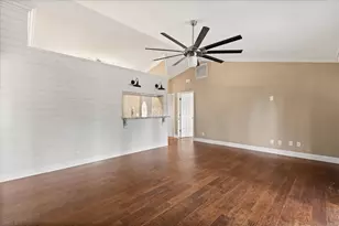 2728 Bayview Dr, Eustis, FL 32726 - Photo 8