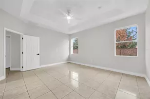 10354 Stratford Pointe Ave, Orlando, FL 32832 - Photo 12