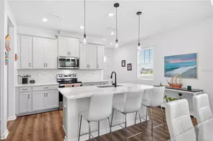 2586 Royal Jasmine Ct, Clermont, FL 34711 - Photo 6