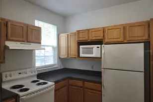 3281 Soho St, Orlando, FL 32835 - Photo 6